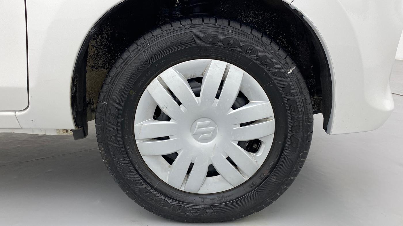 2018 Maruti Alto 800 LXI, Petrol, Manual, 45,029 km, Right Front Wheel