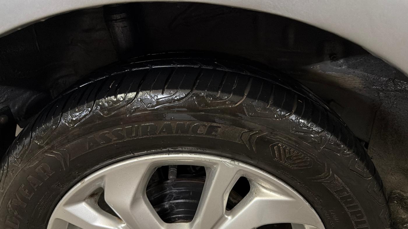 2019 Honda Amaze 1.2L I-VTEC VX CVT, Petrol, Automatic, 37,327 km, Right Rear Tyre Tread