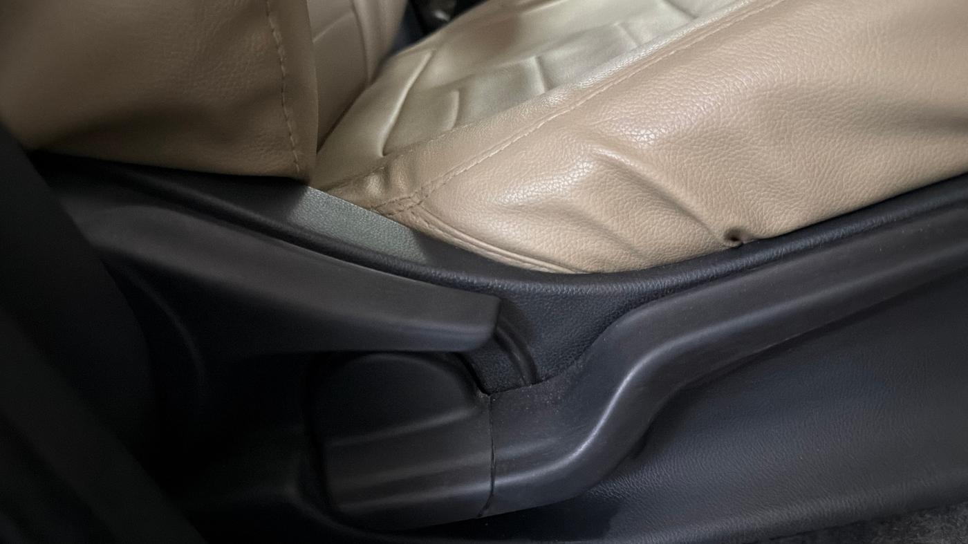 2019 Honda Amaze 1.2L I-VTEC VX CVT, Petrol, Automatic, 37,327 km, Driver Side Adjustment Panel