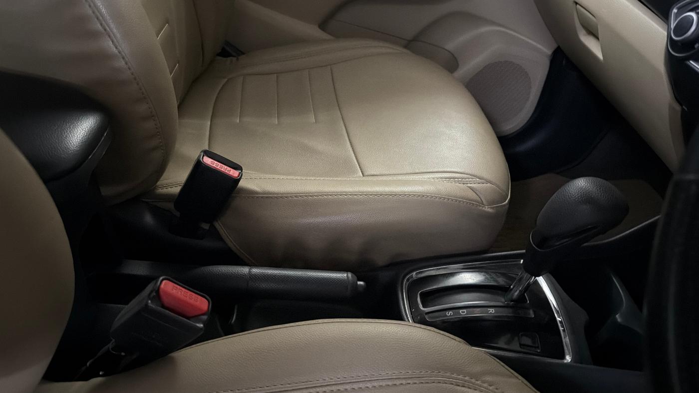2019 Honda Amaze 1.2L I-VTEC VX CVT, Petrol, Automatic, 37,327 km, Gear Lever