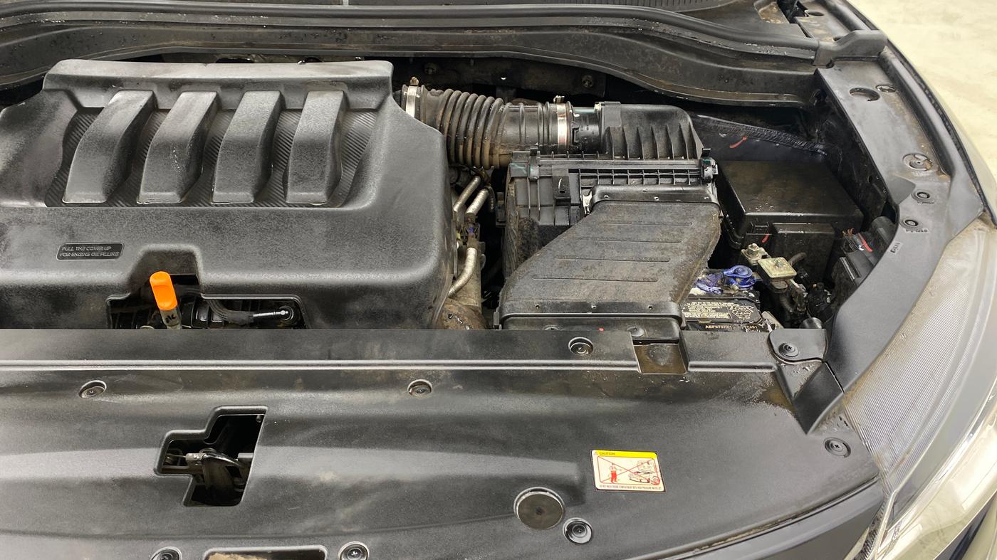 2023 Mahindra XUV700 AX 5 P AT 5 STR, Petrol, Automatic, 12,399 km, Engine View - Left