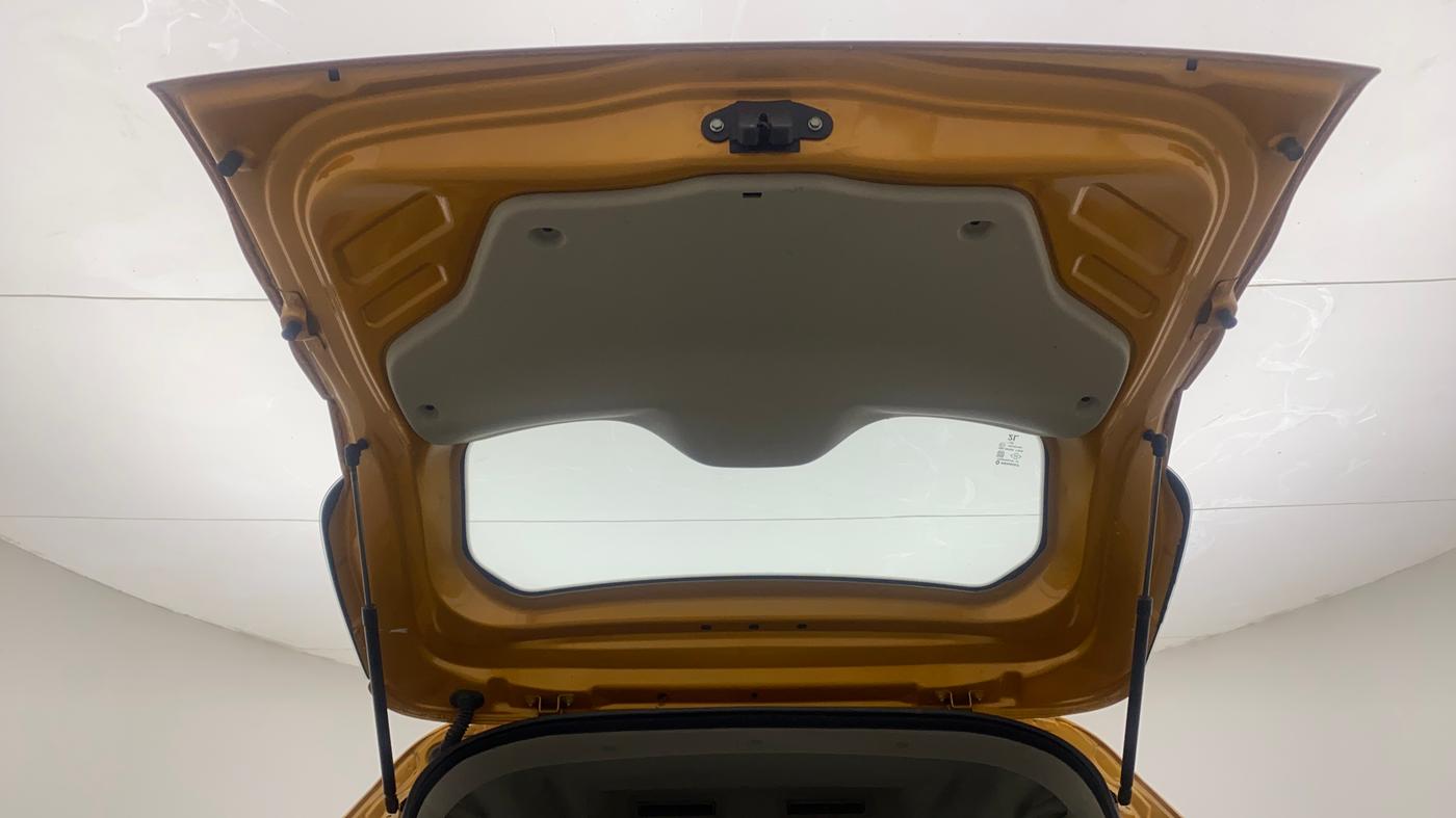 2021 Renault TRIBER RXL MT, Petrol, Manual, 23,951 km, Boot Door Open