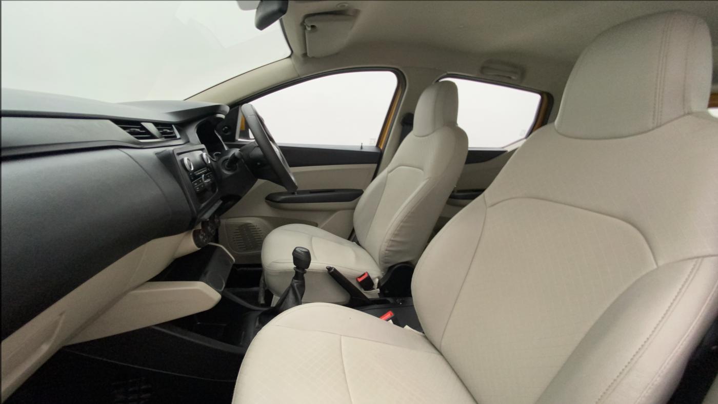 2021 Renault TRIBER RXL MT, Petrol, Manual, 23,951 km, Right Side Front Door Cabin
