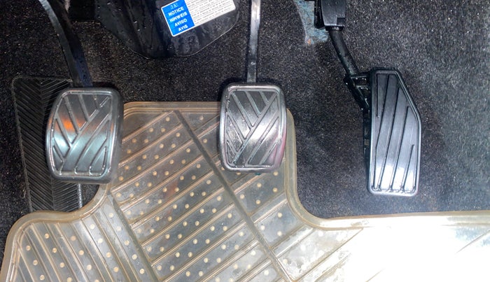 2017 Maruti Baleno ALPHA PETROL 1.2, Petrol, Manual, 54,030 km, Pedals