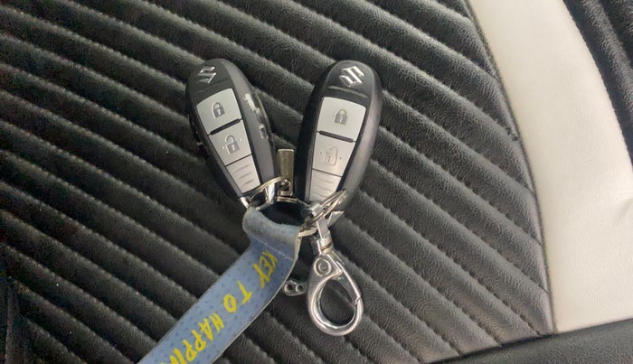 2017 Maruti Baleno ALPHA PETROL 1.2, Petrol, Manual, 54,030 km, Key Close Up