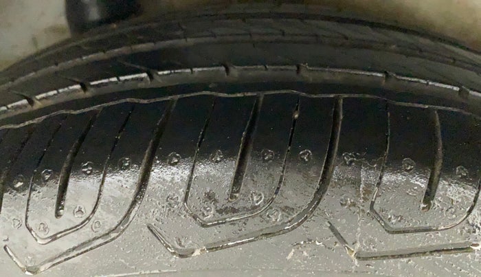 2010 Honda City 1.5L I-VTEC V AT, Petrol, Automatic, 64,115 km, Right Rear Tyre Tread