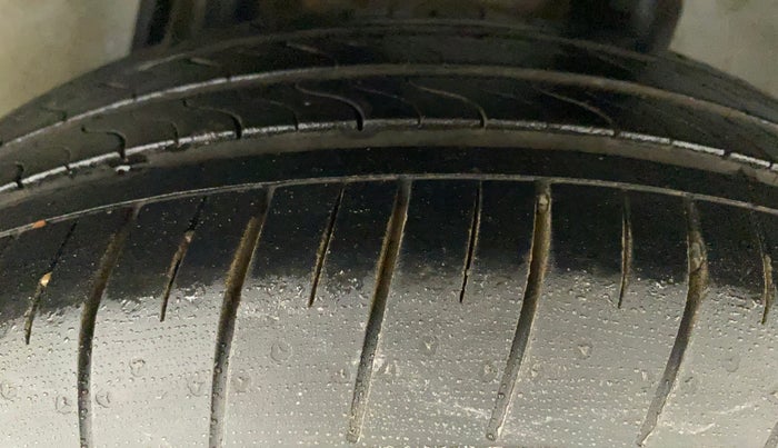 2010 Honda City 1.5L I-VTEC V AT, Petrol, Automatic, 64,115 km, Left Rear Tyre Tread