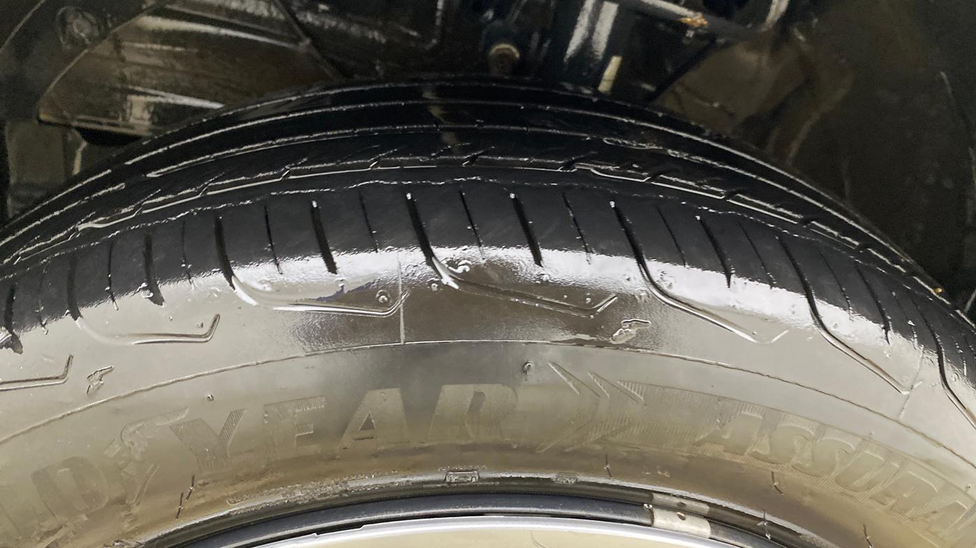 2023 Maruti FRONX DELTA CNG 1.2 MT, CNG, Manual, 46,115 km, Left Front Tyre Tread