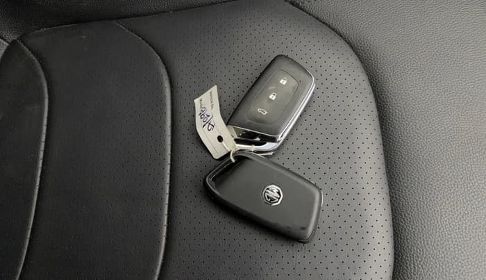 2024 MG HECTOR PLUS BlackStorm 7 STR Diesel, Diesel, Manual, 11,149 km, Key Close Up