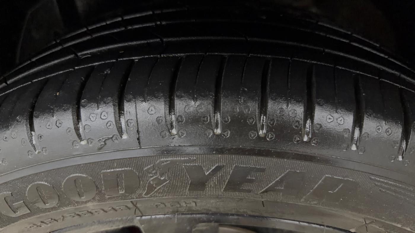 2024 MG HECTOR PLUS BlackStorm 7 STR Diesel, Diesel, Manual, 11,149 km, Left Front Tyre Tread