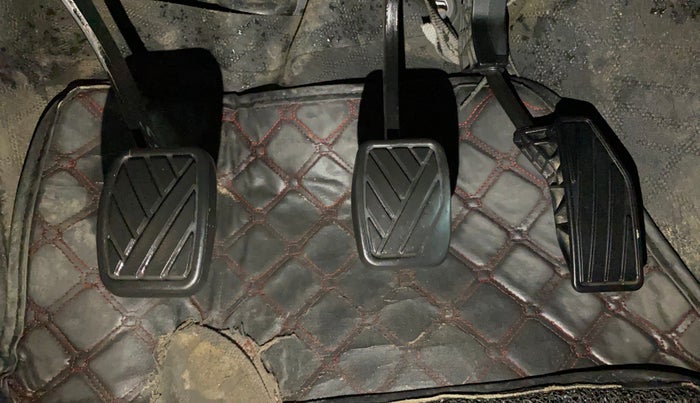 2018 Maruti Baleno SIGMA PETROL 1.2, Petrol, Manual, 83,471 km, Pedals