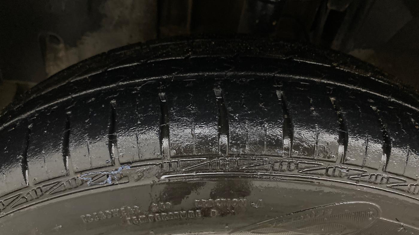 2019 Renault TRIBER RXL MT, Petrol, Manual, 77,954 km, Left Front Tyre Tread