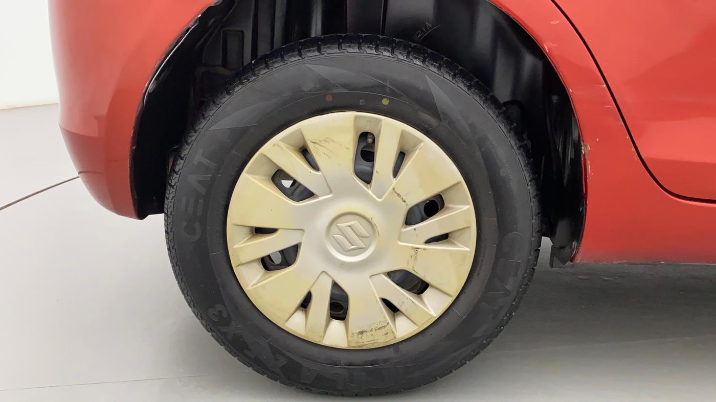 2012 Maruti Swift VDI, Diesel, Manual, 50,018 km, Right Rear Wheel