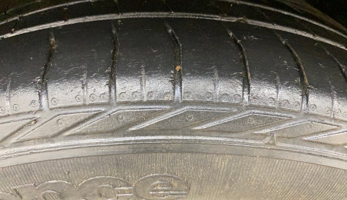 2022 Tata NEXON XZ PLUS (HS) PETROL, Petrol, Manual, 28,620 km, Left Front Tyre Tread