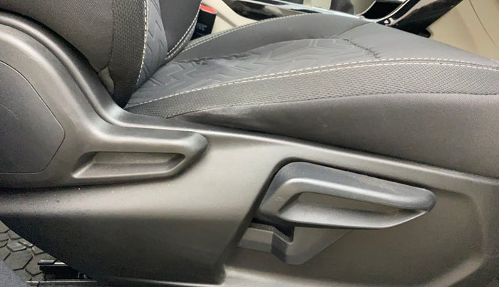 2022 Tata NEXON XZ PLUS (HS) PETROL, Petrol, Manual, 28,620 km, Driver Side Adjustment Panel