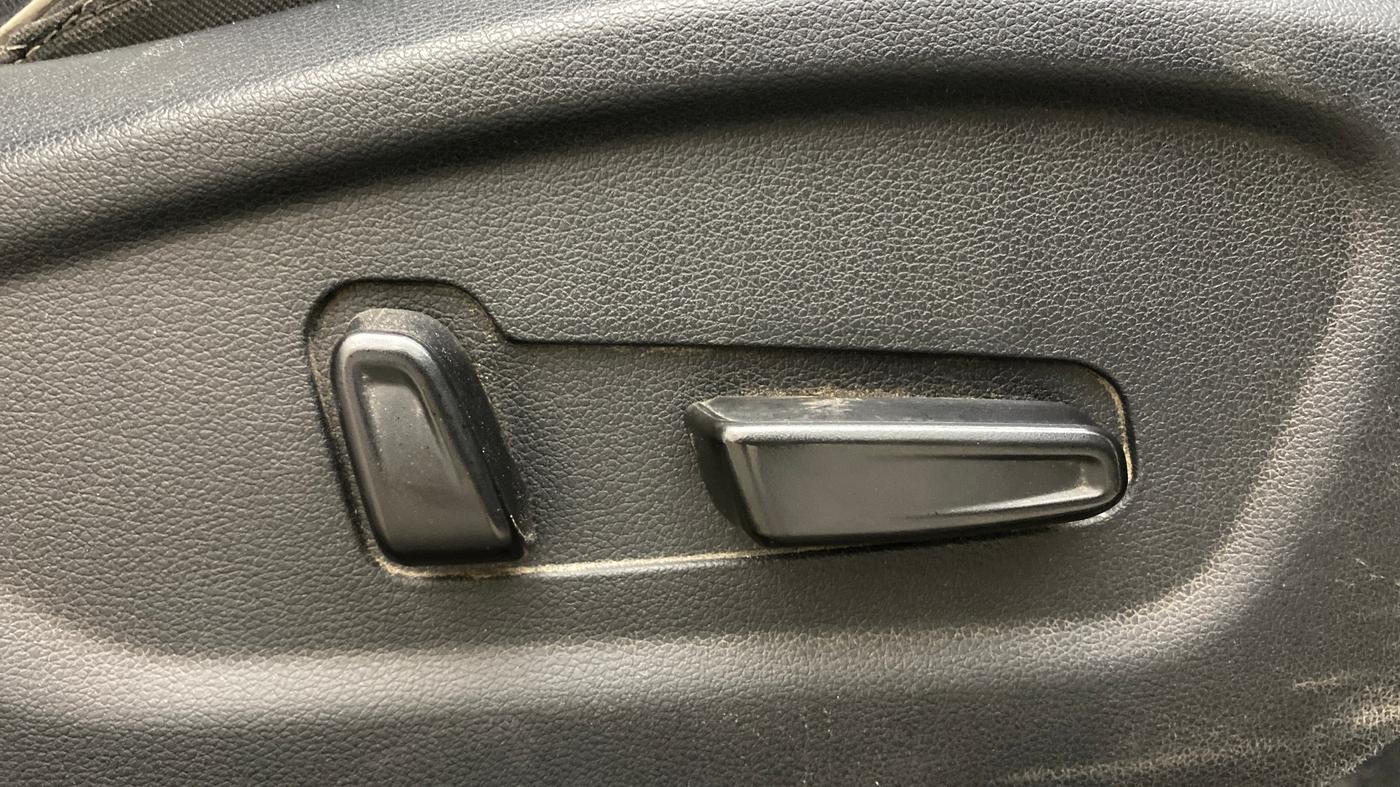 2020 Hyundai Creta SX (O) AT 1.5 DIESEL, Diesel, Automatic, 91,817 km, Driver Side Adjustment Panel