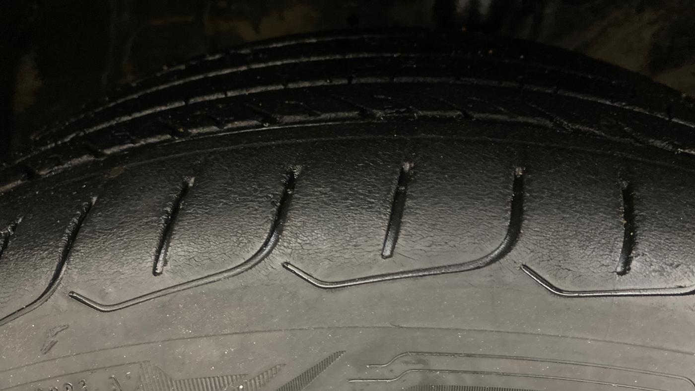 2020 Hyundai Creta SX (O) AT 1.5 DIESEL, Diesel, Automatic, 91,817 km, Right Front Tyre Tread