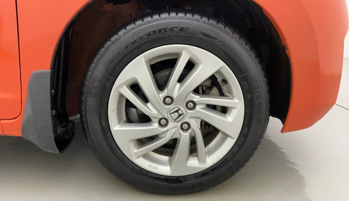2015 Honda Jazz 1.2 V AT, Petrol, Automatic, 11,226 km, Right Front Wheel