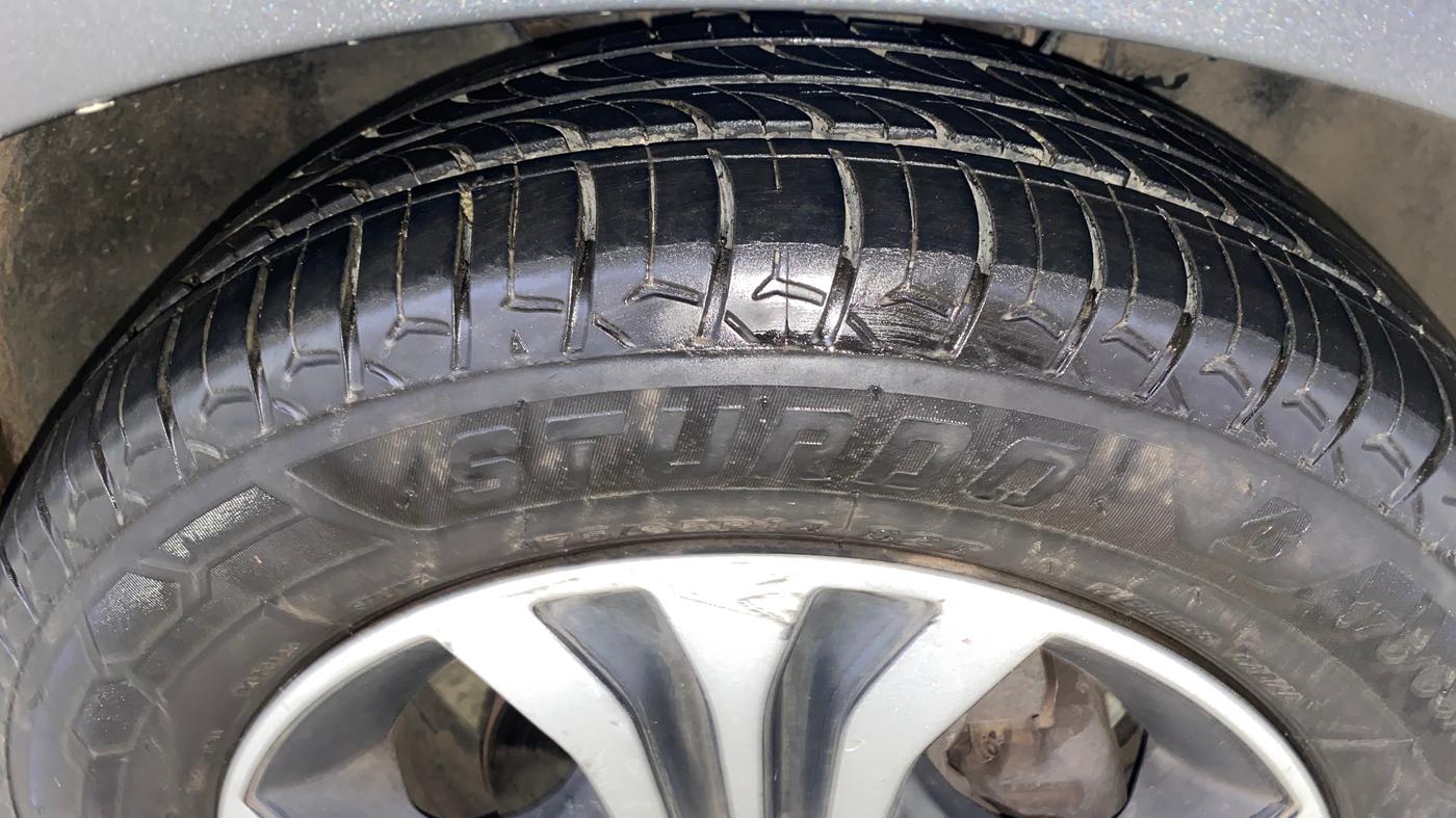 2020 Tata Tiago XZ PETROL, Petrol, Manual, 75,992 km, Right Front Tyre Tread