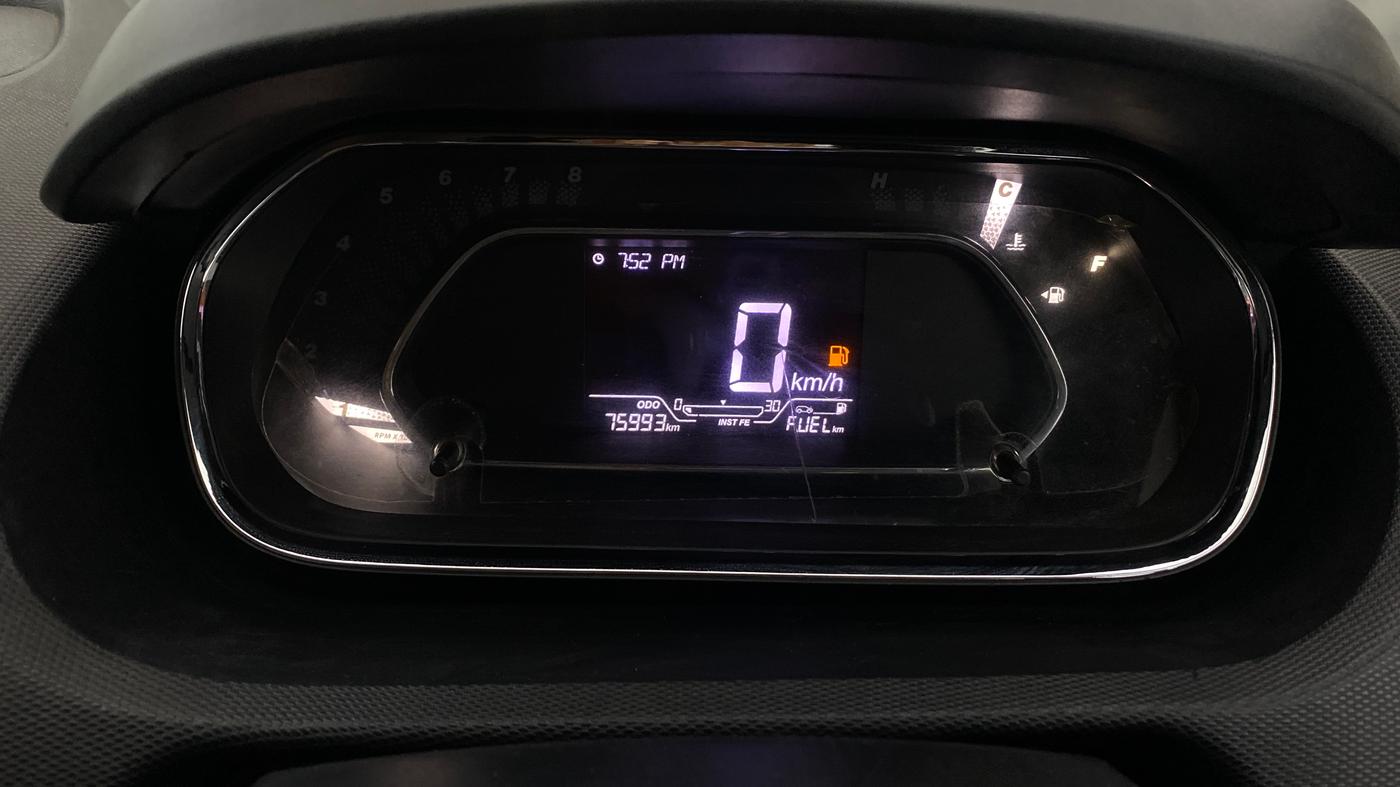 2020 Tata Tiago XZ PETROL, Petrol, Manual, 75,992 km, Odometer Image