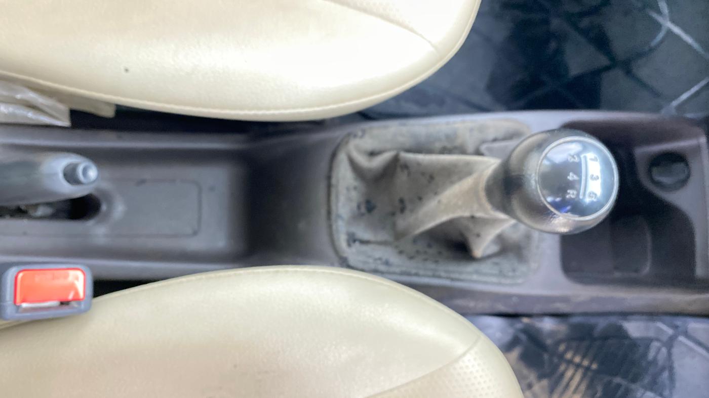 2018 Hyundai Eon ERA +, Petrol, Manual, 55,426 km, Gear Lever