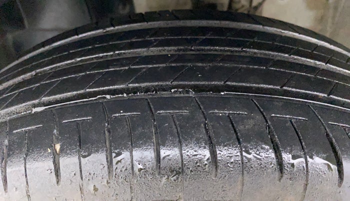 2018 Honda Amaze 1.2L I-VTEC S, Petrol, Manual, 36,336 km, Left Front Tyre Tread
