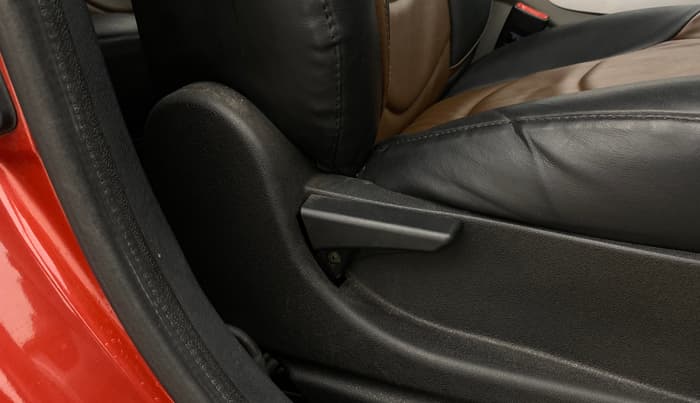 2019 Tata NEXON XM PETROL, Petrol, Manual, 43,429 km, Driver Side Adjustment Panel