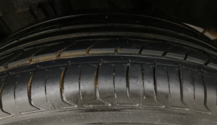 2019 Tata NEXON XM PETROL, Petrol, Manual, 43,429 km, Right Rear Tyre Tread