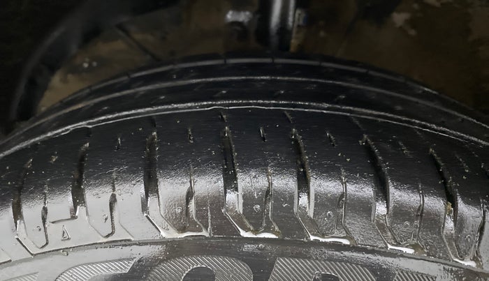 2020 Maruti Dzire ZXI Plus AMT, Petrol, Automatic, 25,928 km, Left Front Tyre Tread