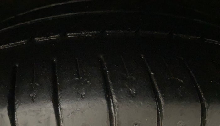 2013 Hyundai i20 ASTA 1.2, Petrol, Manual, 90,622 km, Right Front Tyre Tread