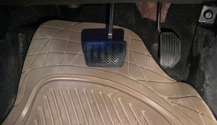 2016 Toyota Corolla Altis G CVT PETROL, Petrol, Automatic, 99,362 km, Pedals