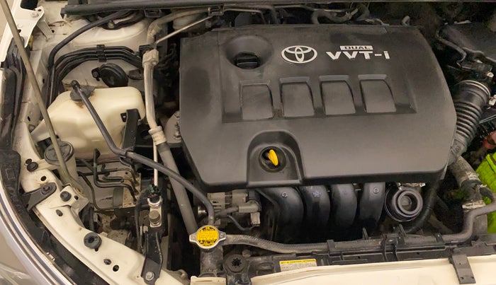 2016 Toyota Corolla Altis G CVT PETROL, Petrol, Automatic, 99,362 km, Engine View - Right