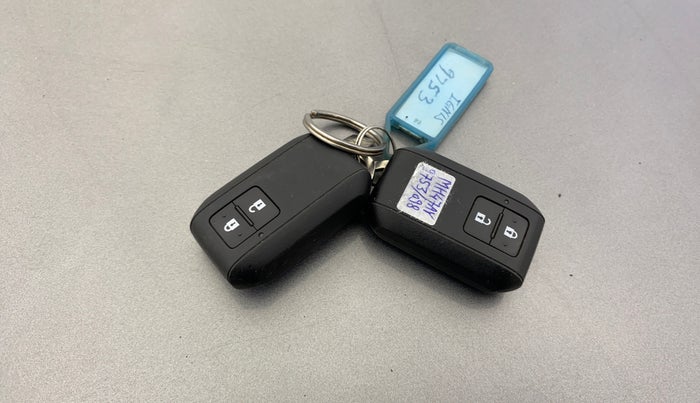 2021 Maruti IGNIS ZETA 1.2, Petrol, Manual, 28,690 km, Key Close Up