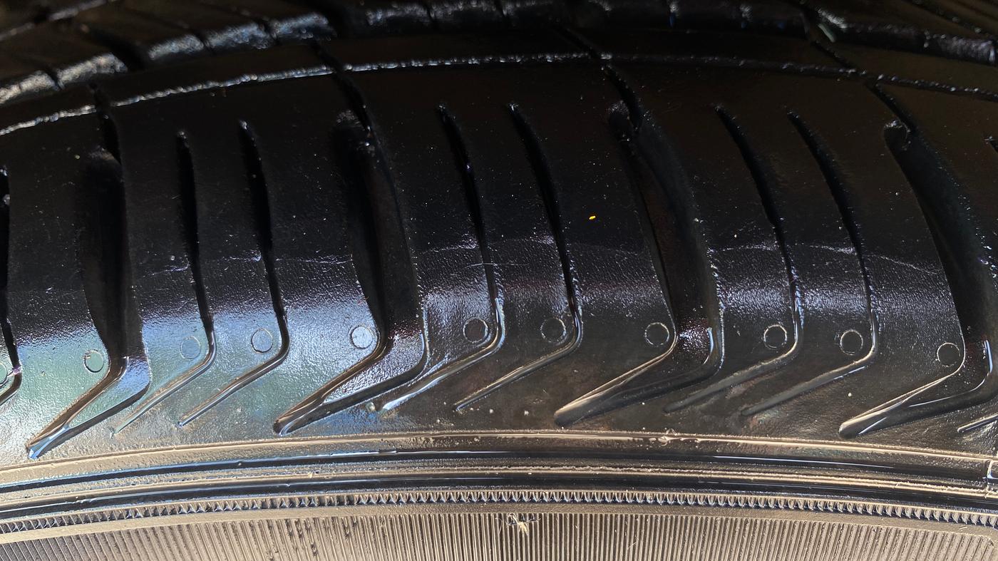 2022 Tata Tiago XZA PLUS PETROL, Petrol, Automatic, 45,968 km, Right Front Tyre Tread