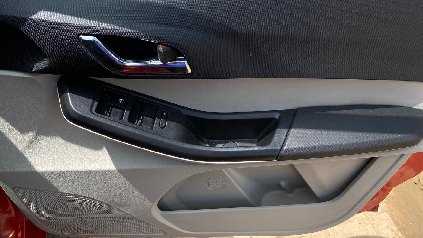 2022 Tata Tiago XZA PLUS PETROL, Petrol, Automatic, 45,968 km, Driver Side Door Panels Control