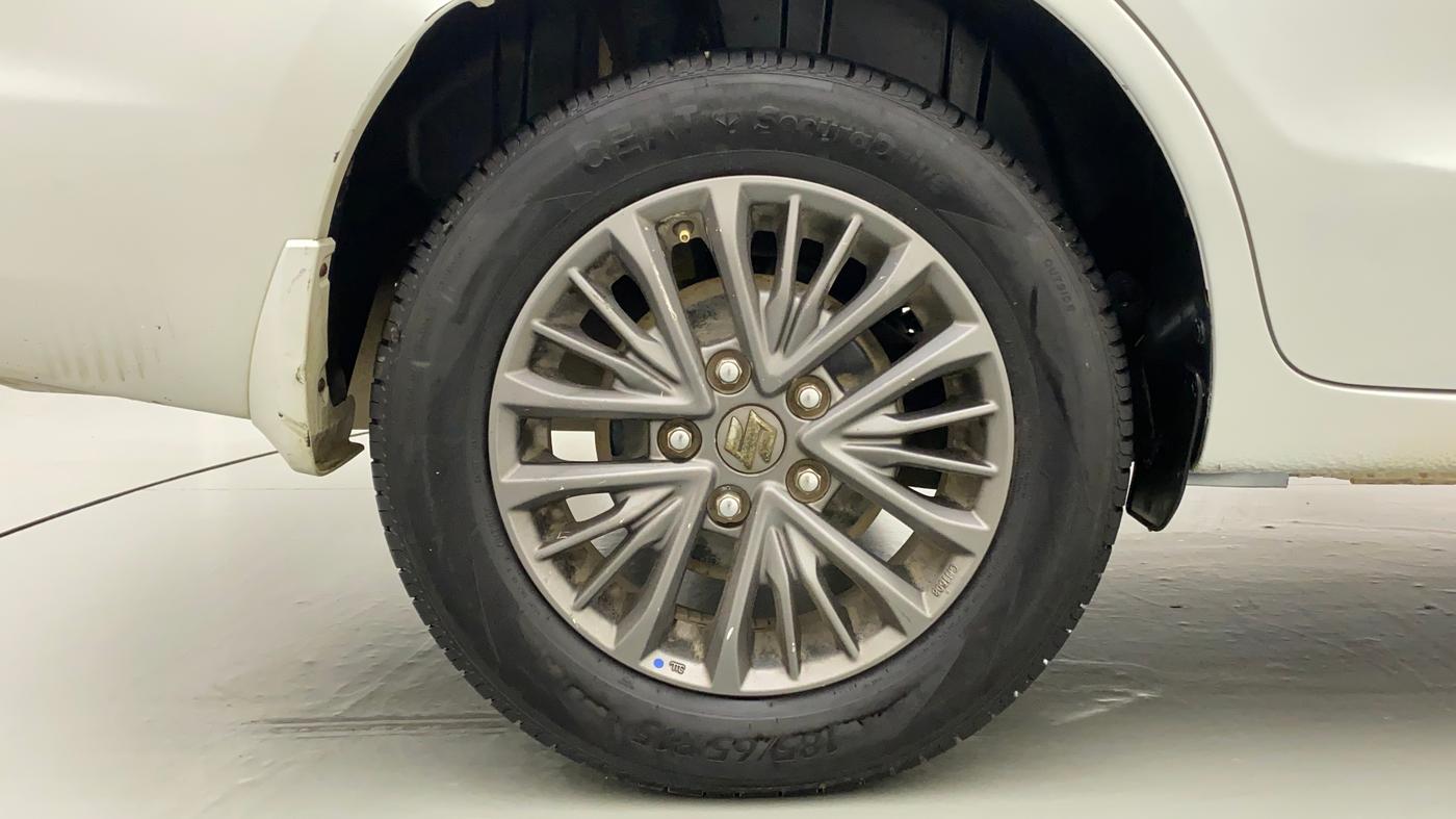 2019 Maruti Ertiga ZXI+ SHVS, Petrol, Manual, 55,673 km, Right Rear Wheel