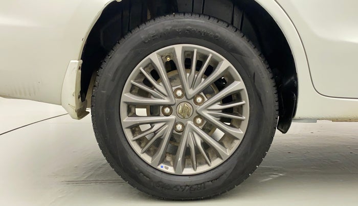 2019 Maruti Ertiga ZXI+ SHVS, Petrol, Manual, 55,673 km, Right Rear Wheel