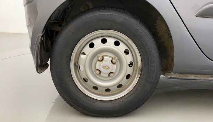2012 Hyundai i10 ERA 1.1, Petrol, Manual, 38,256 km, Right Rear Wheel