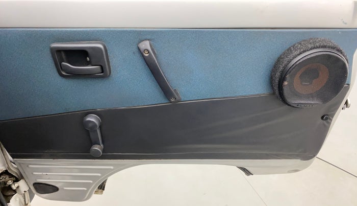 2011 Maruti Omni 5 STR, Petrol, Manual, 23,159 km, Driver Side Door Panels Control