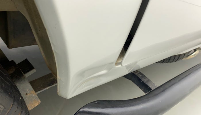 2011 Maruti Omni 5 STR, Petrol, Manual, 23,159 km, Right quarter panel - Slightly dented