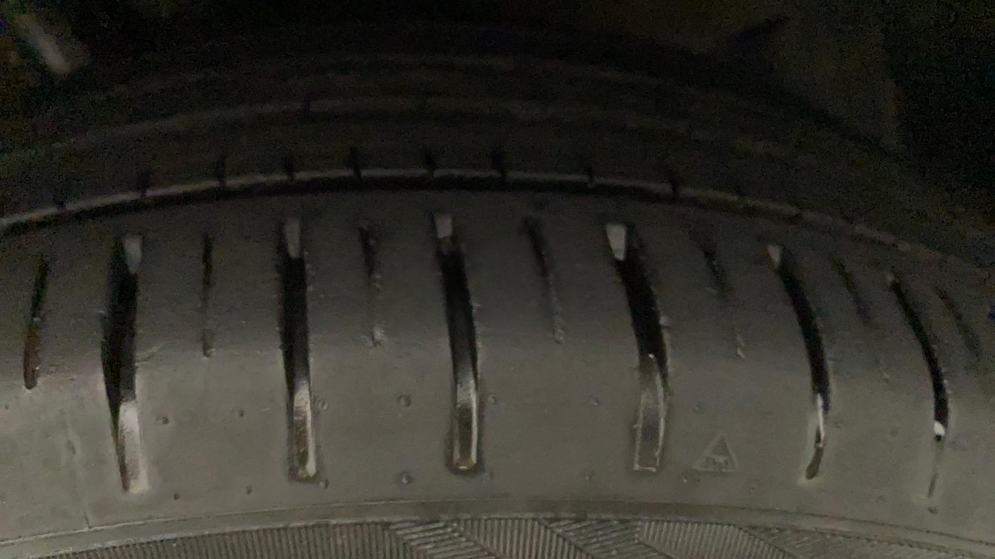 2021 Maruti Baleno ZETA CVT PETROL 1.2, Petrol, Automatic, 27,866 km, Left Front Tyre Tread