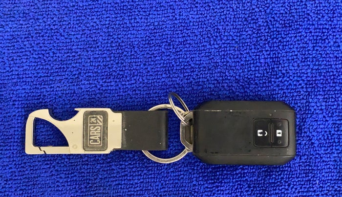 2021 Maruti Baleno ZETA CVT PETROL 1.2, Petrol, Automatic, 27,866 km, Key Close Up