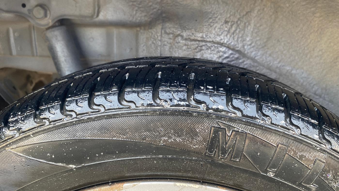 2018 Maruti Wagon R 1.0 VXI+ (O) MT, Petrol, Manual, 77,293 km, Right Rear Tyre Tread