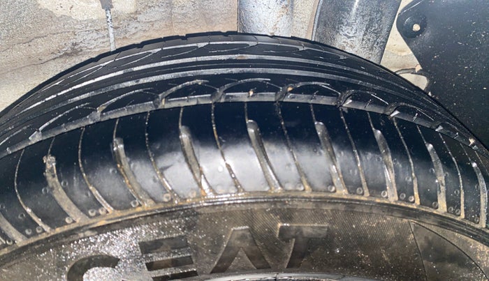 2016 Hyundai Elite i20 SPORTZ 1.2, Petrol, Manual, 55,094 km, Left Rear Tyre Tread