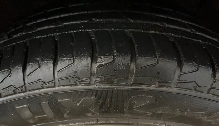 2017 Hyundai Creta SX PLUS AT 1.6 PETROL, Petrol, Automatic, 69,476 km, Right Front Tyre Tread