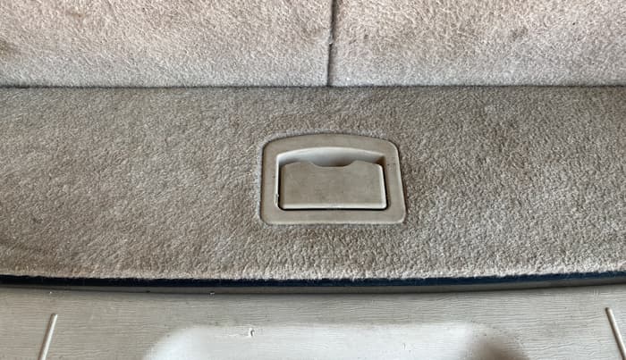 2016 Mahindra XUV500 W10 AT, Diesel, Automatic, 1,26,904 km, Boot Inside