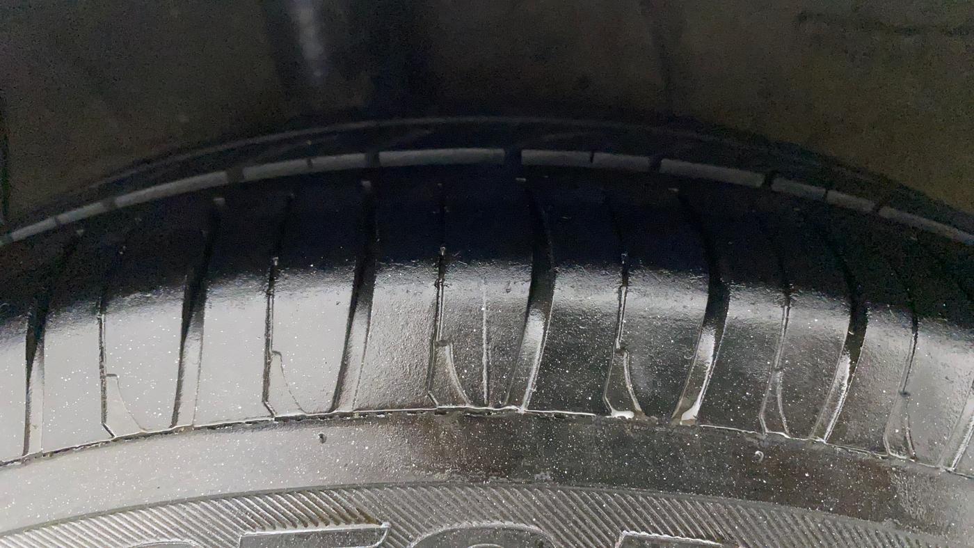 2018 Hyundai Xcent S 1.2, CNG, Manual, 1,03,344 km, Right Rear Tyre Tread