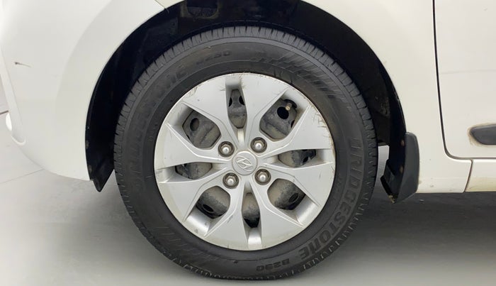 2018 Hyundai Xcent S 1.2, CNG, Manual, 1,03,344 km, Left Front Wheel