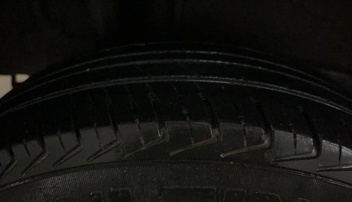 2022 Maruti New Wagon-R LXI CNG (O) 1.0, CNG, Manual, 94,854 km, Right Rear Tyre Tread