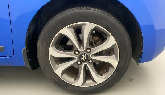 2017 Hyundai Xcent SX 1.2 (O), Petrol, Manual, 35,499 km, Right Front Wheel